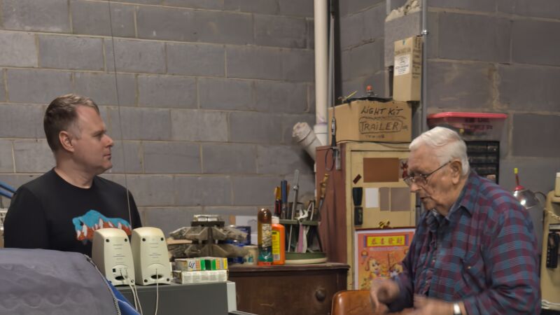 Photo of KK4YN explaining ham radio stuff back in 2024